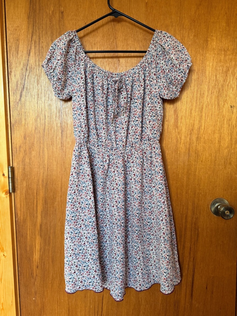 Hem & Thread White Floral Puff-Sleeve Midi Dress